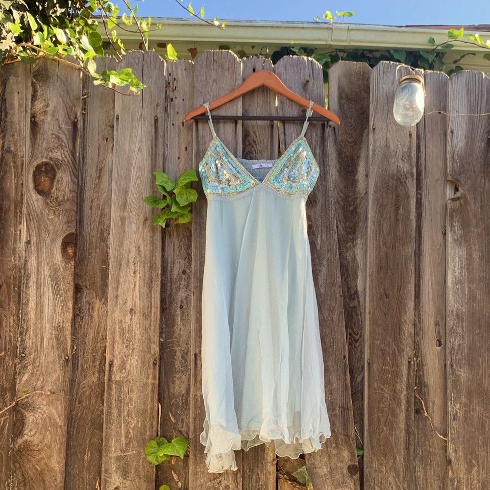 Tfnc dress size 1 teal with sequence